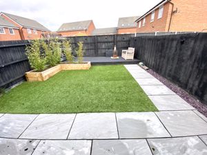 Photo 7- click for photo gallery